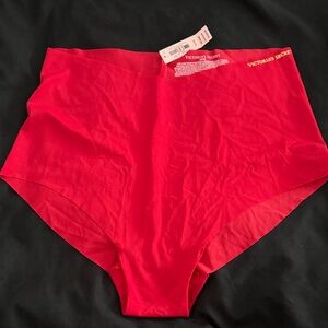 NWT Victoria's Secret No-Show High-Waist Briefs